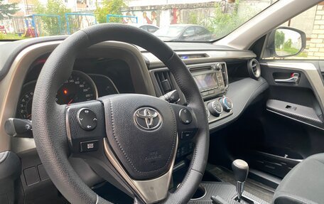 Toyota RAV4, 2013 год, 1 300 000 рублей, 6 фотография