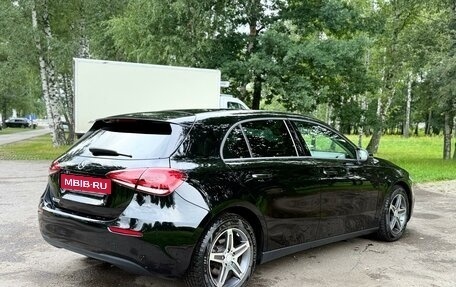 Mercedes-Benz A-Класс, 2019 год, 1 960 000 рублей, 5 фотография