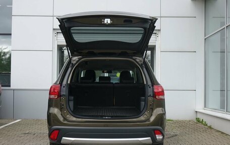 Mitsubishi Outlander III рестайлинг 3, 2016 год, 1 599 000 рублей, 8 фотография
