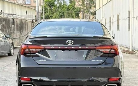 Toyota Avalon, 2022 год, 2 730 000 рублей, 6 фотография