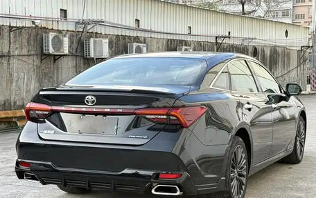 Toyota Avalon, 2022 год, 2 730 000 рублей, 5 фотография