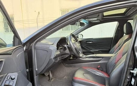 Toyota Avalon, 2022 год, 2 730 000 рублей, 13 фотография
