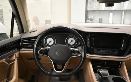 Volkswagen Touareg III, 2021 год, 5 749 000 рублей, 8 фотография