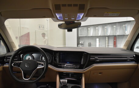 Volkswagen Touareg III, 2021 год, 5 749 000 рублей, 9 фотография