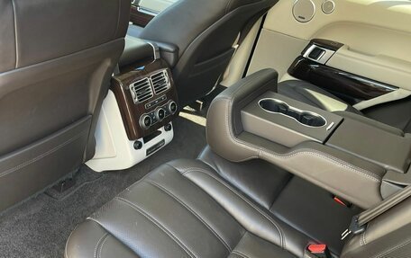 Land Rover Range Rover IV рестайлинг, 2016 год, 4 650 000 рублей, 9 фотография