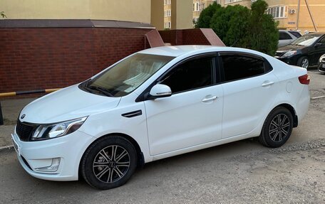 KIA Rio III рестайлинг, 2013 год, 1 100 000 рублей, 3 фотография