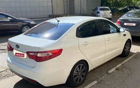 KIA Rio III рестайлинг, 2013 год, 1 100 000 рублей, 4 фотография