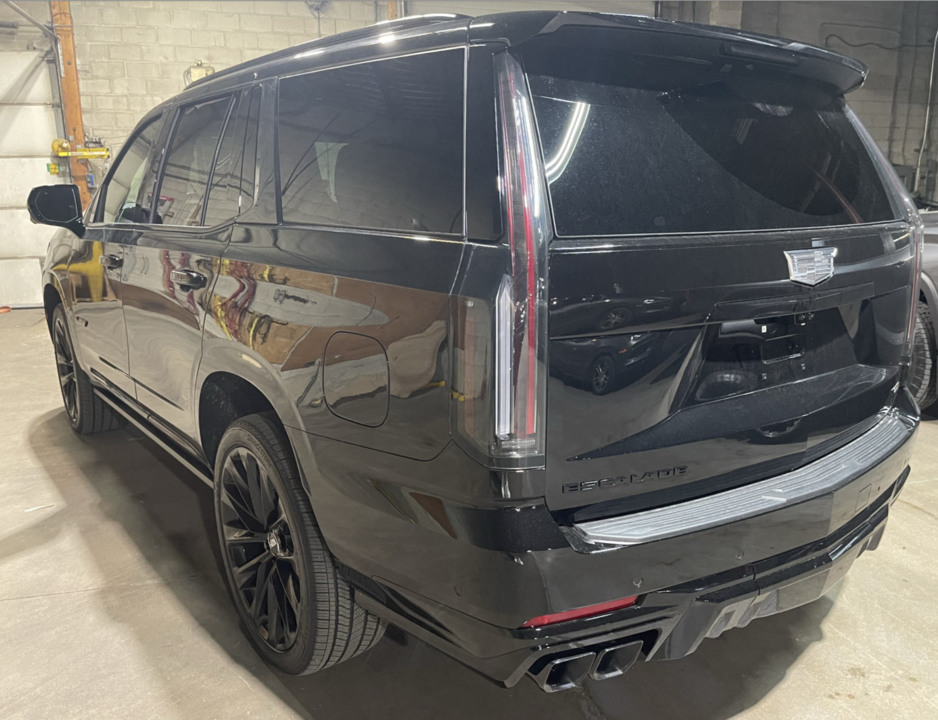 Cadillac Escalade V, 2025 год, 33 000 000 рублей, 4 фотография