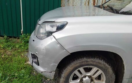 Toyota Land Cruiser Prado 150 рестайлинг 2, 2010 год, 1 720 000 рублей, 2 фотография