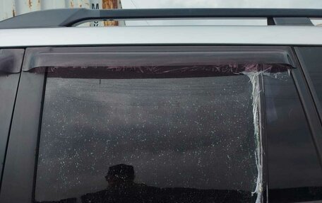 Toyota Land Cruiser Prado 150 рестайлинг 2, 2010 год, 1 720 000 рублей, 7 фотография