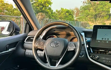 Toyota Camry, 2022 год, 1 876 000 рублей, 9 фотография