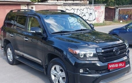 Toyota Land Cruiser 200, 2015 год, 3 990 000 рублей, 5 фотография