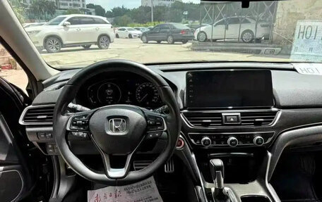 Honda Accord IX рестайлинг, 2022 год, 1 890 000 рублей, 6 фотография