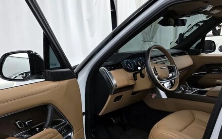 Land Rover Range Rover IV рестайлинг, 2022 год, 17 000 000 рублей, 11 фотография