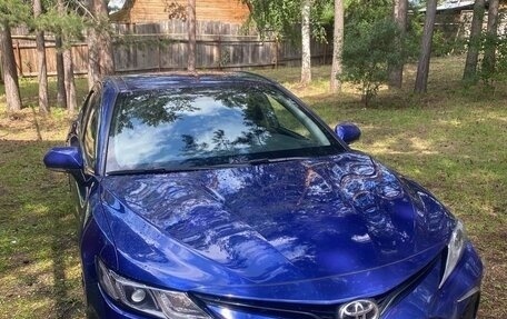 Toyota Camry, 2021 год, 2 700 000 рублей, 1 фотография