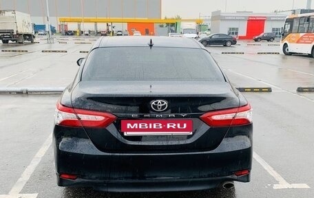 Toyota Camry, 2018 год, 2 830 000 рублей, 2 фотография