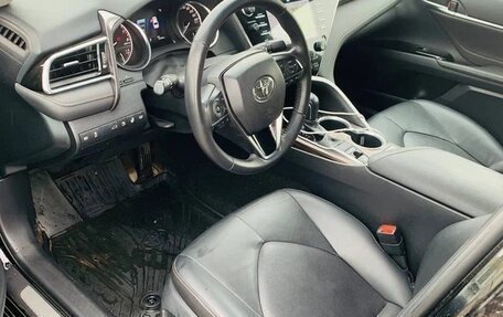 Toyota Camry, 2018 год, 2 830 000 рублей, 5 фотография