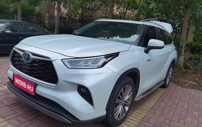 Toyota Highlander, 2022 год, 3 194 500 рублей, 1 фотография