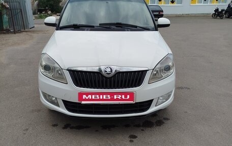 Skoda Fabia II, 2013 год, 780 000 рублей, 2 фотография