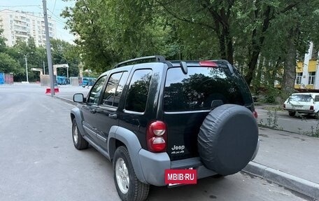 Jeep Liberty (North America) I, 2005 год, 700 000 рублей, 5 фотография