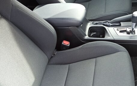 Toyota RAV4, 2015 год, 2 049 000 рублей, 10 фотография