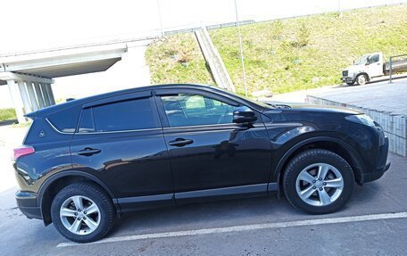 Toyota RAV4, 2015 год, 2 049 000 рублей, 6 фотография