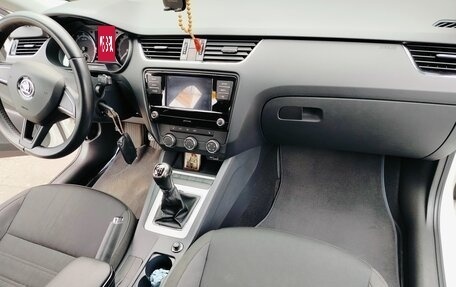 Skoda Octavia, 2018 год, 1 400 000 рублей, 4 фотография