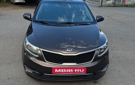 KIA Rio III рестайлинг, 2016 год, 810 000 рублей, 3 фотография