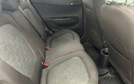 Hyundai i20 IB рестайлинг, 2010 год, 690 000 рублей, 19 фотография