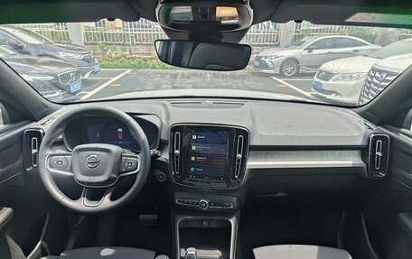 Volvo XC40 I, 2024 год, 3 535 000 рублей, 3 фотография