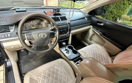 Toyota Camry, 2012 год, 1 250 000 рублей, 13 фотография
