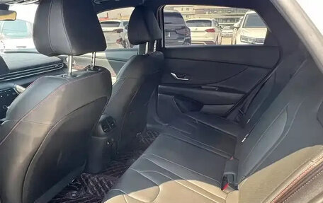 Hyundai Elantra, 2022 год, 1 430 000 рублей, 13 фотография