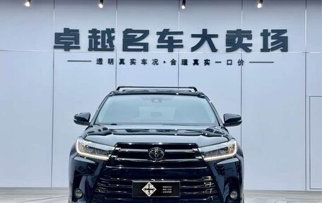 Toyota Highlander III, 2021 год, 2 779 000 рублей, 2 фотография
