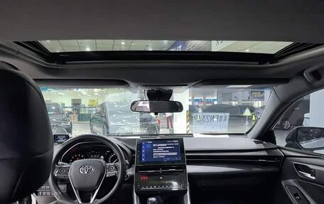 Toyota Avalon, 2022 год, 2 670 000 рублей, 12 фотография