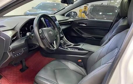 Toyota Avalon, 2022 год, 2 670 000 рублей, 13 фотография