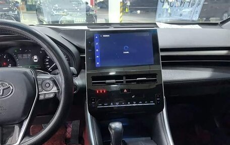 Toyota Avalon, 2022 год, 2 670 000 рублей, 14 фотография
