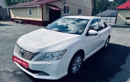 Toyota Camry, 2013 год, 1 700 000 рублей, 9 фотография