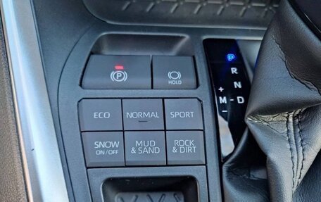 Toyota RAV4, 2021 год, 2 460 000 рублей, 23 фотография
