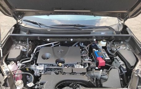 Toyota RAV4, 2021 год, 2 460 000 рублей, 21 фотография