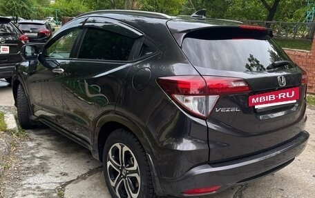 Honda Vezel, 2014 год, 1 340 000 рублей, 2 фотография