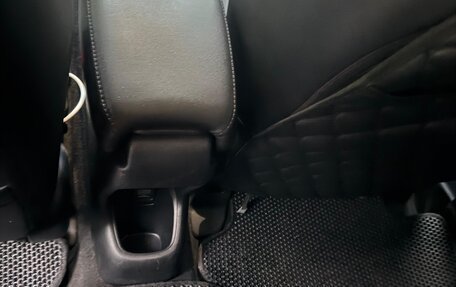 Honda Vezel, 2014 год, 1 340 000 рублей, 13 фотография