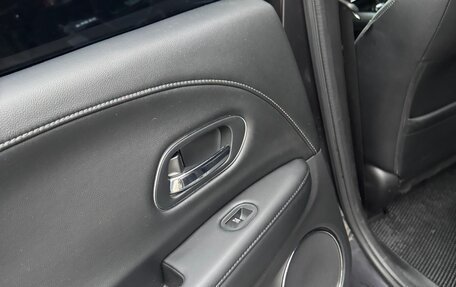 Honda Vezel, 2014 год, 1 340 000 рублей, 14 фотография