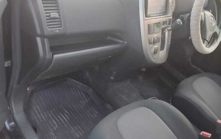 Toyota Ractis I, 2007 год, 650 000 рублей, 9 фотография
