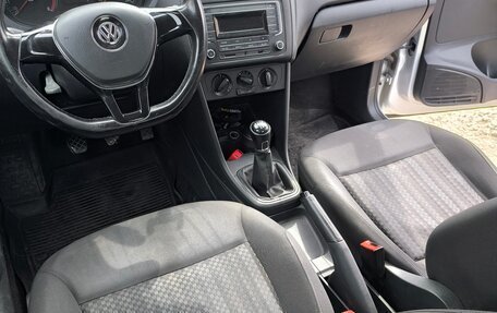Volkswagen Polo VI (EU Market), 2016 год, 780 000 рублей, 2 фотография