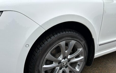 Skoda Superb III рестайлинг, 2012 год, 1 120 000 рублей, 23 фотография