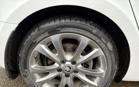 Skoda Superb III рестайлинг, 2012 год, 1 120 000 рублей, 27 фотография