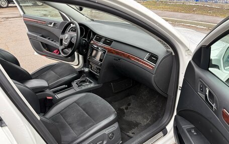 Skoda Superb III рестайлинг, 2012 год, 1 120 000 рублей, 32 фотография