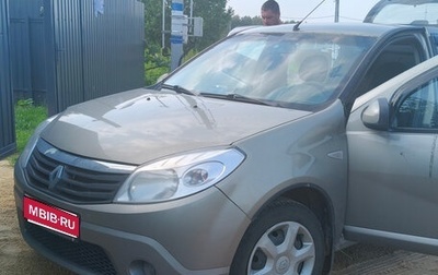 Renault Sandero I, 2010 год, 400 000 рублей, 1 фотография