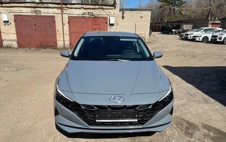Hyundai Elantra, 2022 год, 1 850 000 рублей, 3 фотография