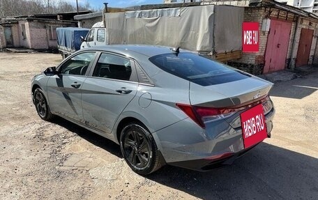 Hyundai Elantra, 2022 год, 1 850 000 рублей, 5 фотография